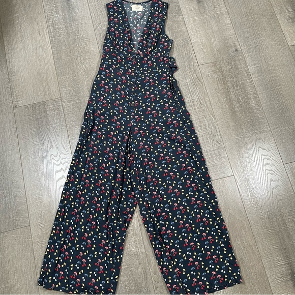 Marine Layer Holli Jumpsuit Wide leg cherry print Size XS navy - Picture 2 of 13